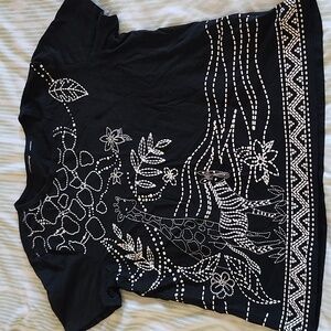 Black Graphic Women Top